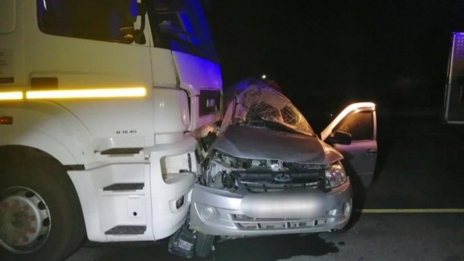 Два человека погибли в ДТП с грузовиком под Сызранью