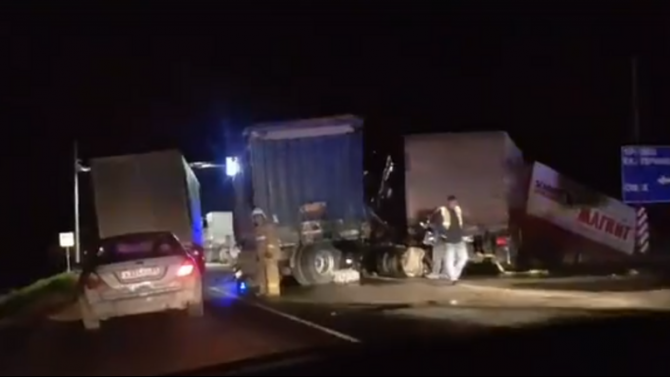 Водитель грузовика погиб в ДТП под Тобольском