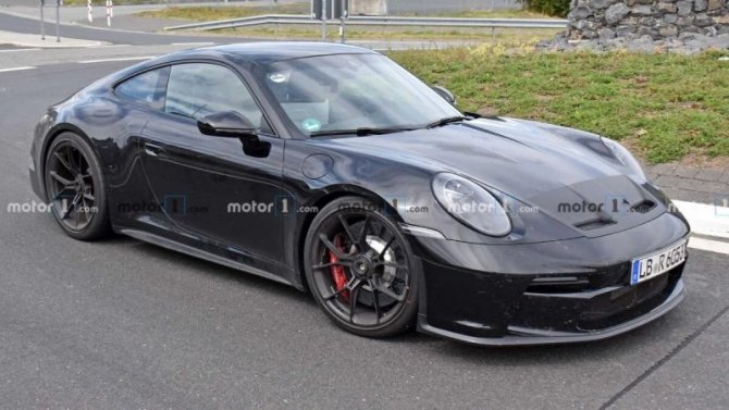На «Нюрбургринге» замечен обновлённый Porsche 911 GT3 Touring