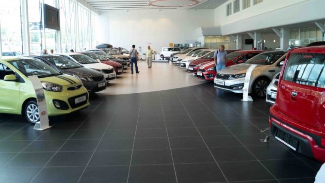 Авторынок России стал вторым в Европе по объёму продаж