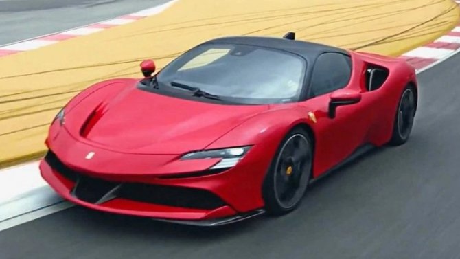 Стала известна российская стоимость самого мощного Ferrari