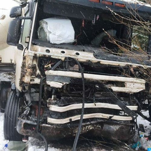 В ДТП с грузовиком в Ленобласти погибли два человека (2)