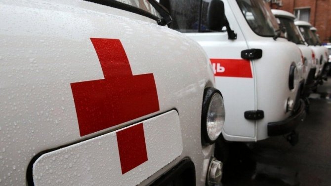 В Саратовской области иномарка сбила трех пешеходов