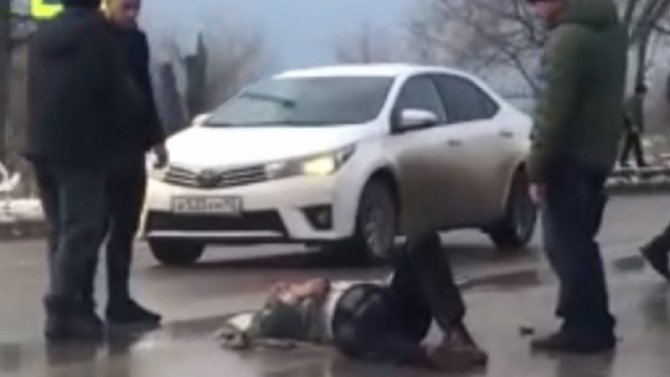 Зачем нужны пешеходные переходы, если севастопольские водилы не замечают на них людей?