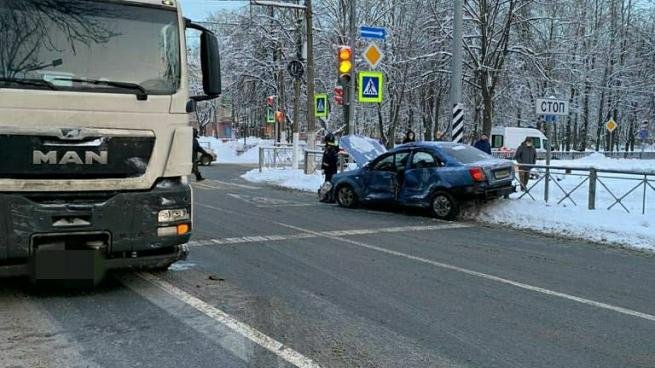Два человека пострадали в ДТП в Приозерске (1)