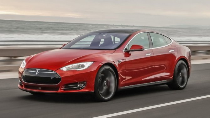 В США объявлен массовый отзыв двух моделей Tesla