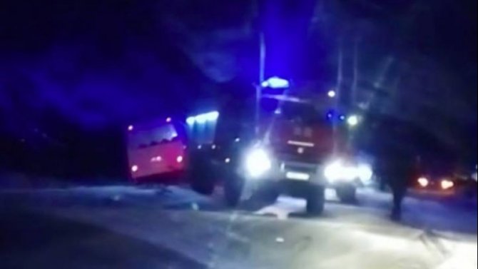 Водитель легковушки пострадал в ДТП с маршруткой в Кировском районе Ленобласти
