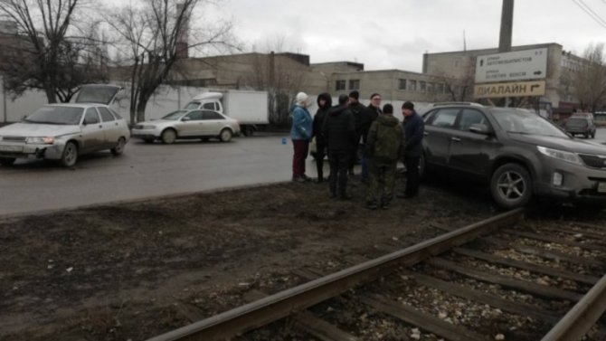 После аварии в Волгограде движение трамваев прекратилось