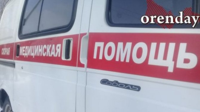 В Оренбурге столкнулись две легковушки, есть пострадавший