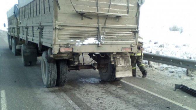 Пьяный сел за руль КамАЗа и устроил аварию в Воронежской области