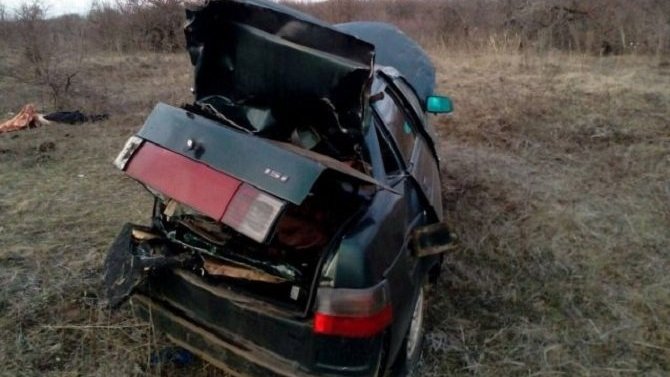 Водитель ВАЗа погиб в ДТП под Саратовом