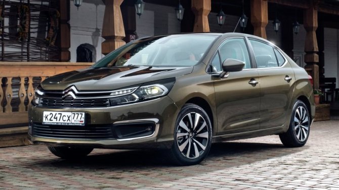 В России подорожал седан Citroen C4