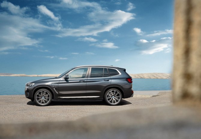 BMW