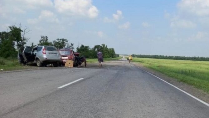 В ДТП в Ростовской области погибла женщина