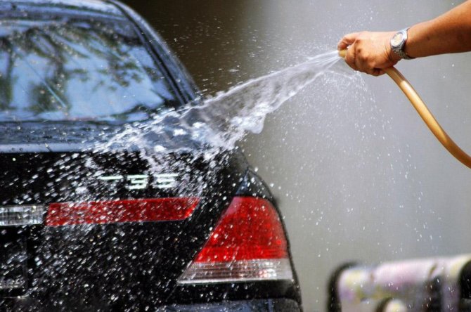 мыть машину к дождю