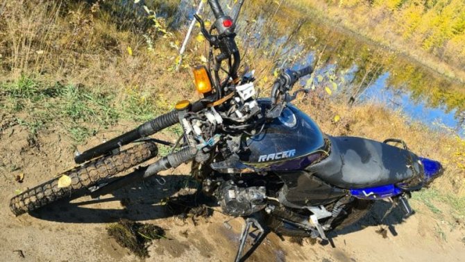 В Якутии в ДТП с мотоциклом погибла 16-летняя девочка