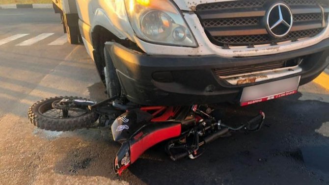 Молодой мотоциклист пострадал в ДТП под Рязанью