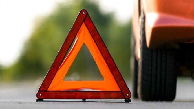 Для чего водителем нужно обязательно возить с собой знак «Треугольник»