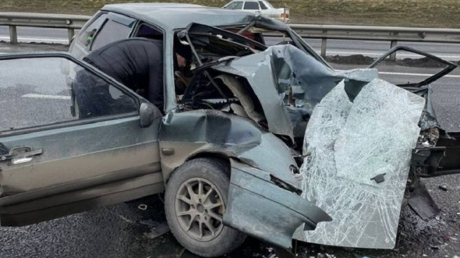 В ДТП с трактором в Ростовской области погиб человек