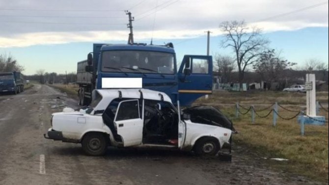 Водитель легковушки погиб в ДТП в Ставропольском крае