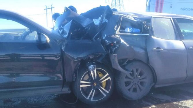 В Ленобласти два человека погибло из-за лопнувшего колеса
