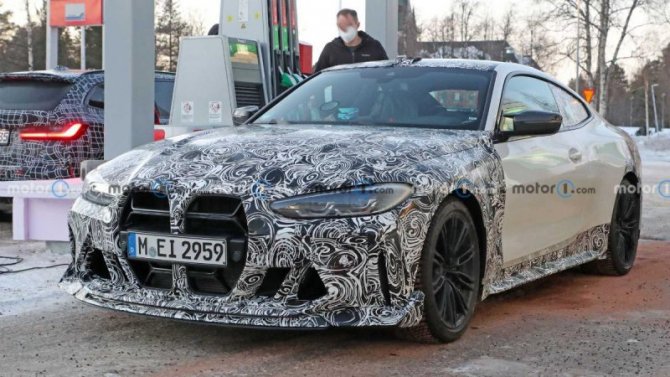 Скоро состоится премьера спортивного купе BMW M4 CSL