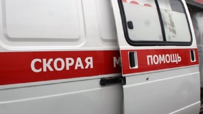 В Новосибирске водитель на переходе сбил 8-летнюю девочку