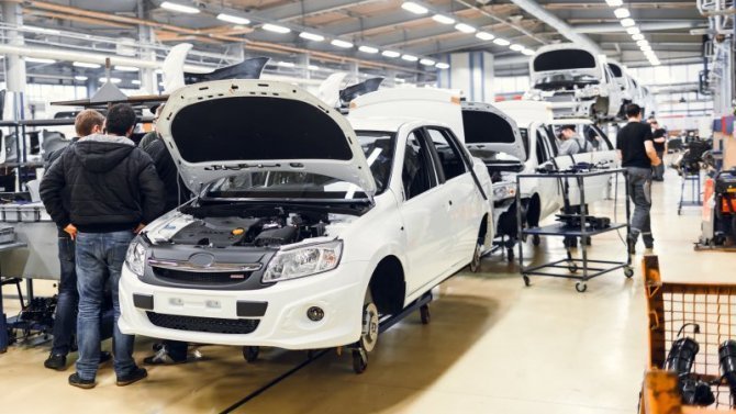«АвтоВАЗ» не может полностью возобновить работу из-за локдауна в Китае