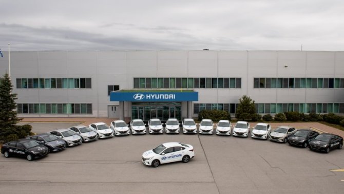 Российский завод Hyundai будет стоять ещё месяц