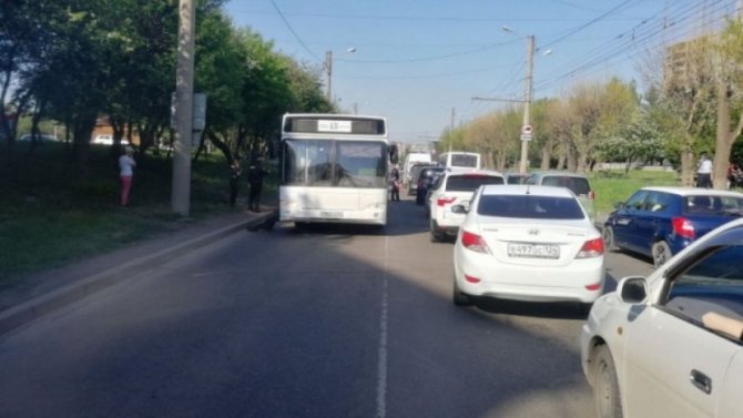 В Красноярске автобус насмерть сбил мальчика