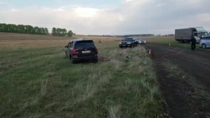 В Черемховском районе при опрокидывании машины погиб непристегнутый водитель
