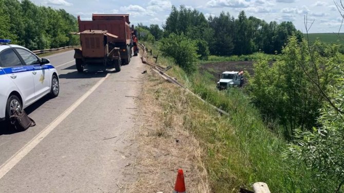 В Орловской области грузовик насмерть сбил дорожного рабочего