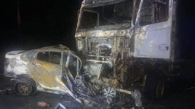Водитель иномарки погиб в ДТП с грузовиком в Ростовской области