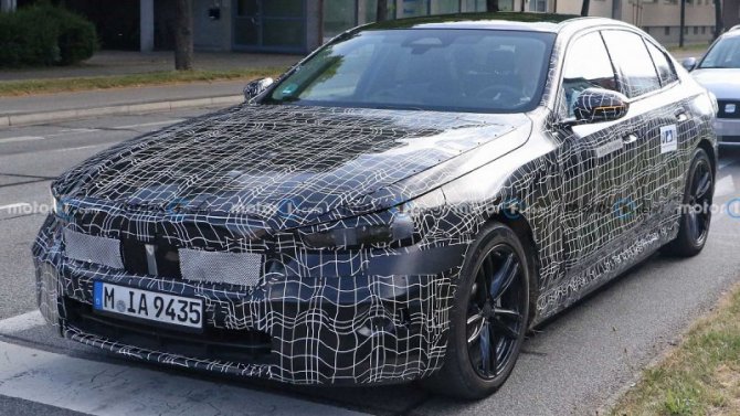 Седан BMW 5-Series готовится к смене поколения