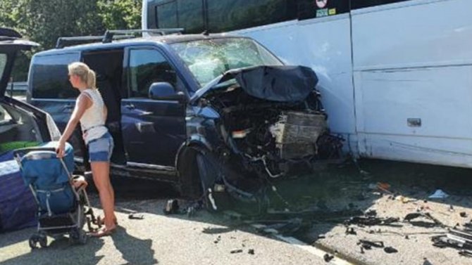 Пять человек пострадали в ДТП с автобусом в Сочи