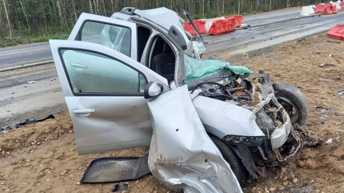 Пенсионер за рулём Renault Duster погиб под Вышним Волочком