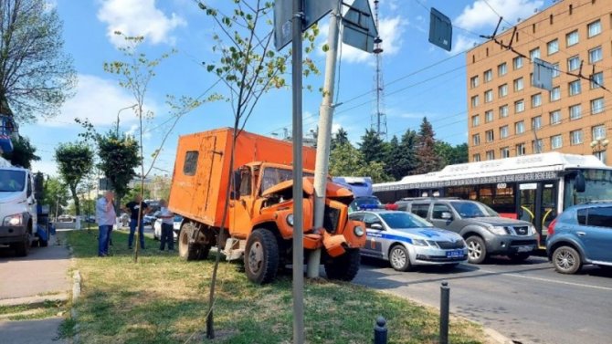 Шесть человек пострадали в ДТП во Владимире
