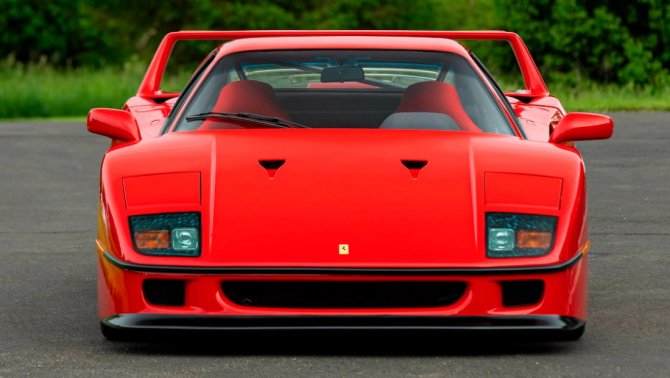 Аукционный дом Mecum проведёт торги за культовый суперкар Ferrari F40  2