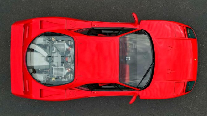Аукционный дом Mecum проведёт торги за культовый суперкар Ferrari F40  4