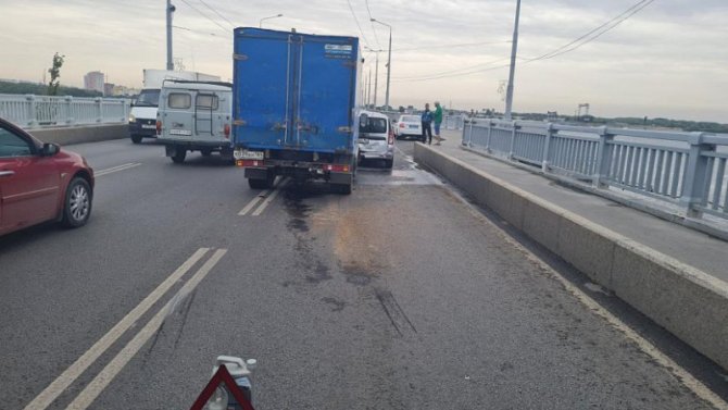 Женщина пострадала в ДТП на мосту «Саратов - Энгельс»
