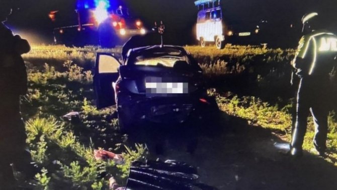 Водитель погиб при опрокидывании машины в Аткарском районе Саратовской области