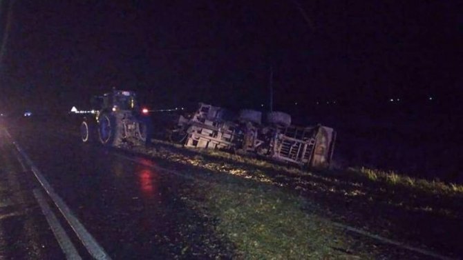 Три человека погибли в ДТП с трактором в Татарстане