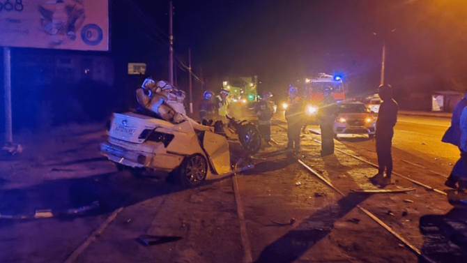 В ночном ДТП в Твери погибли два человека