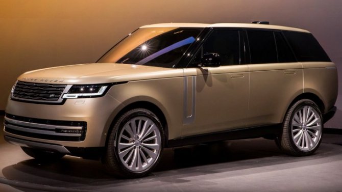 В России продают новые внедорожники Range Rover — их цены ужасают