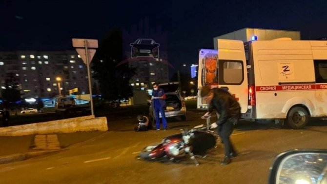 Водитель мопеда пострадал в ДТП в Красноярске