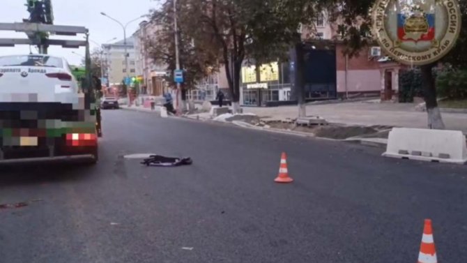 В центре Перми автомобиль насмерть сбил водителя электросамоката