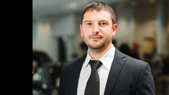 Сергей Щербин, директор по послепродажному обслуживанию АВТОДОМ BMW Санкт-Петербург рассказал, как на самом деле работает параллельный импорт