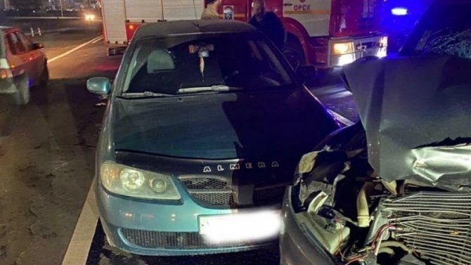 В ДТП с четырьмя машинами в Орске пострадали два человека