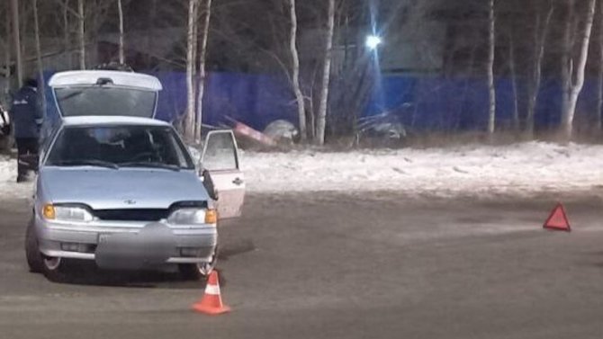 В Нижневартовске столкнулись «Форд» и ВАЗ, пострадали пять человек