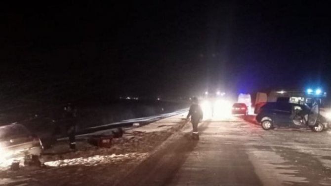 Три человека погибли в ДТП на трассе в Новосибирской области